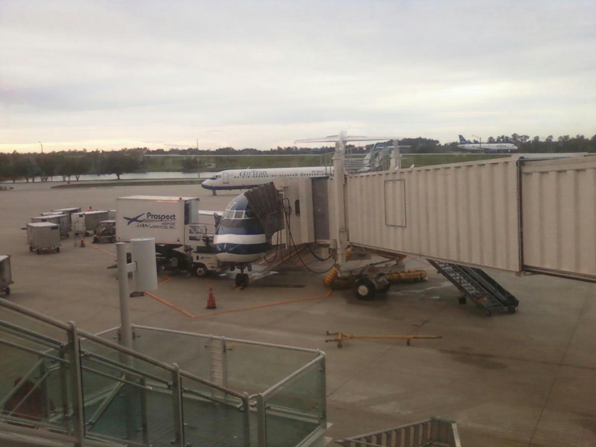 Airtran "Colts" 717 after arriving at Orlando International.