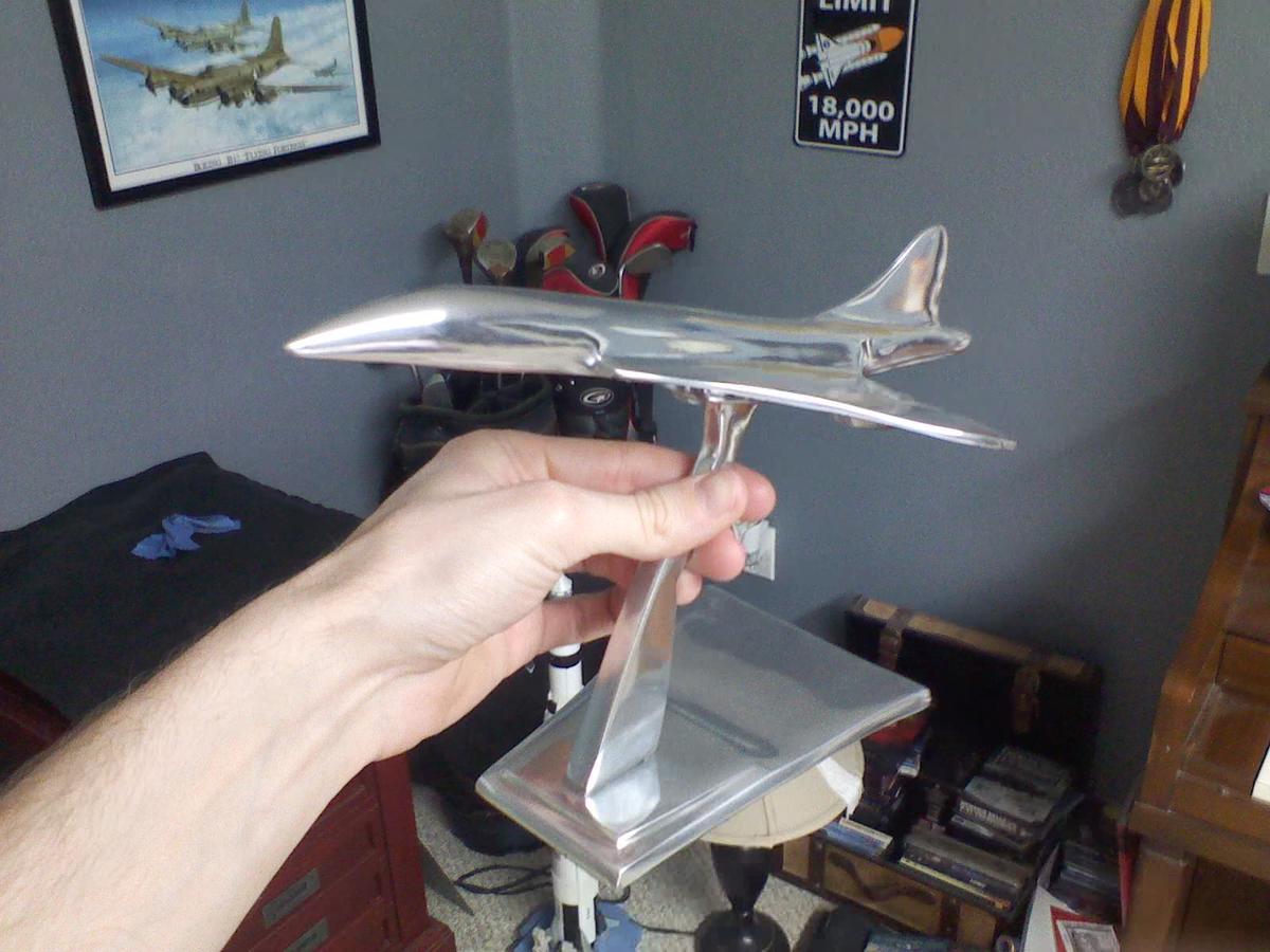 Concorde model.