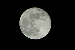 MOON 4