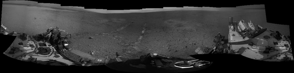 tracks panorama