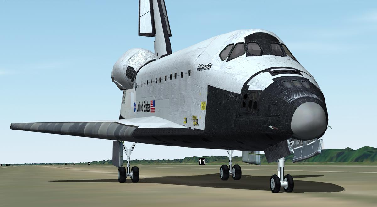 "Wheelstop Houston" - Atlantis landed on RWY15 at KSC